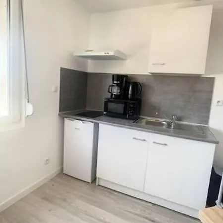 Appartement Atypique T1 Duplex - Wifi .Parking .Proche .Gare à Saint-Quentin  Extérieur photo