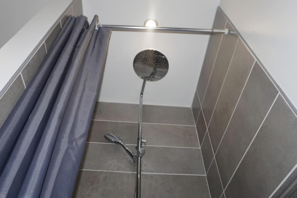 Appartement Atypique T1 Duplex - Wifi .parking .proche .gare